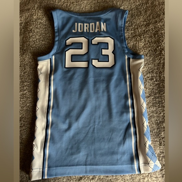 Michael Jordan North Carolina Jersey - Picture 2 of 2